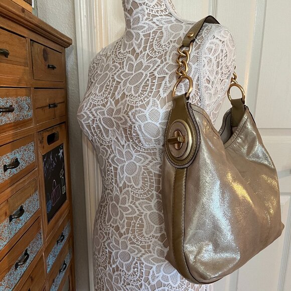 Coach - Vintage - Gold Shiny Large Hobo/ Shoulder Bag - Thick Gold Chain Accents - Picture 4 of 14